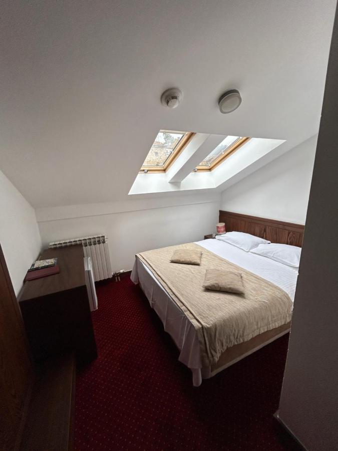 Hotel Garni 2*